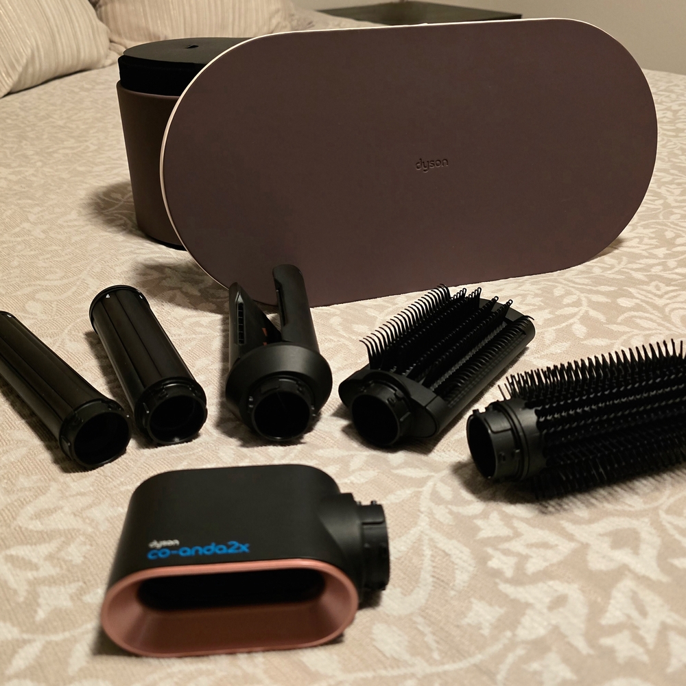Dyson Coanda 2X new accessory set, with free box.
